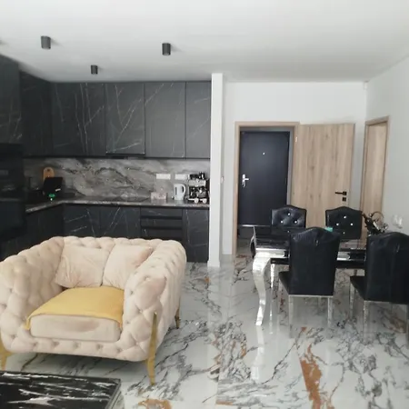 Krásny Slnečný V Blízkosti Centra Mesta Rajecké Teplice